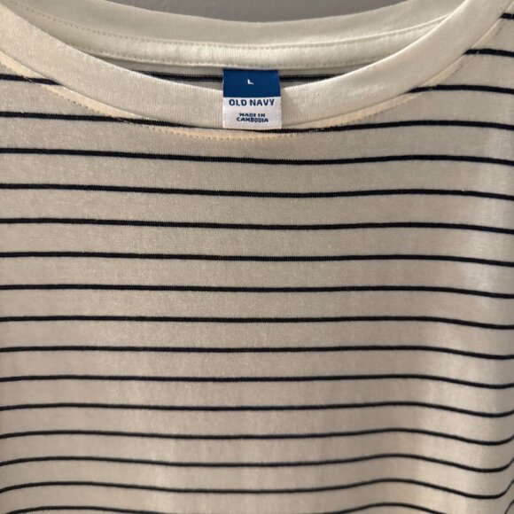 Sleeveless Dress - Picture 2 of 3